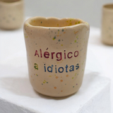 Copo de Café Inês - "Alérgico a Idiotas"