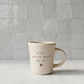 Caneca em cerâmica lilás com salpicado rosa e frase gravada Avó gosto muito de ti com coração rosa, Tia Cila