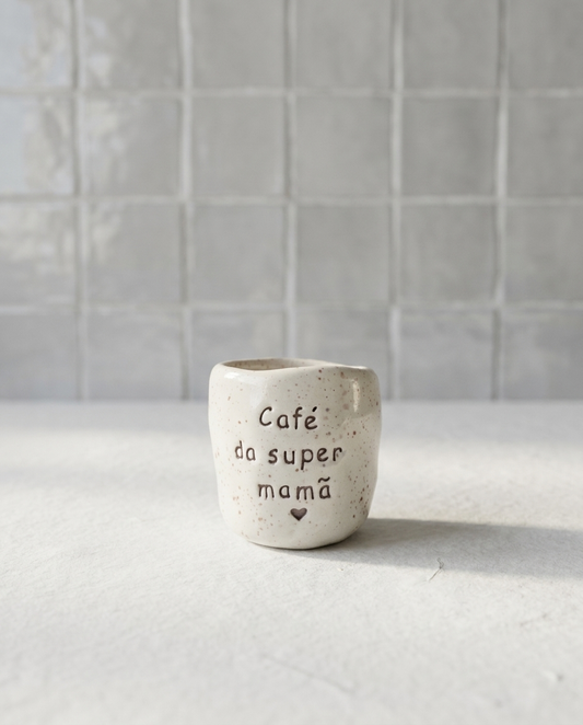 copo-cafe-ines-personalizado-ceramica-aretesanal-cafe-super-mama
