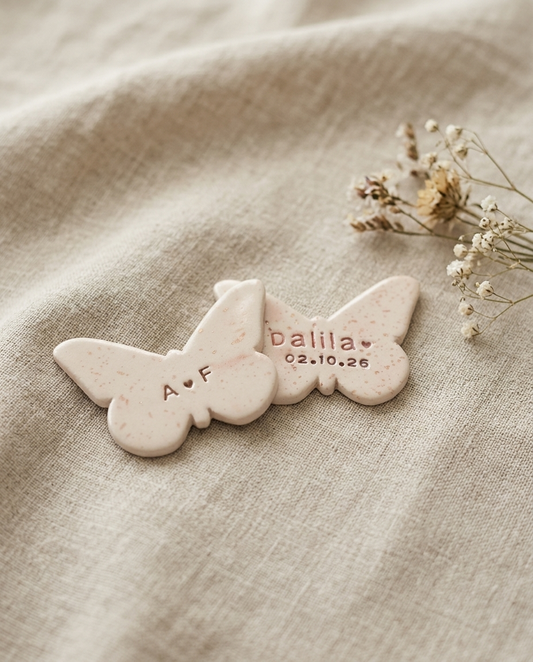 ímanes em cerâmica artesanal em forma de borboleta